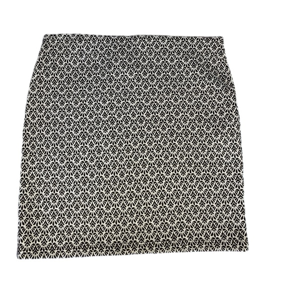 Ann Taylor Loft Gray Miniskirt Size Medium NWT - Picture 1 of 7